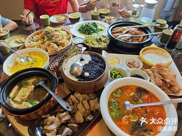 乡村乱,美食攻略，特色佳肴，等你品尝！