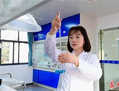 老校工玩的王琼老师是哪个班,影视热评，深度解析，精彩不断！